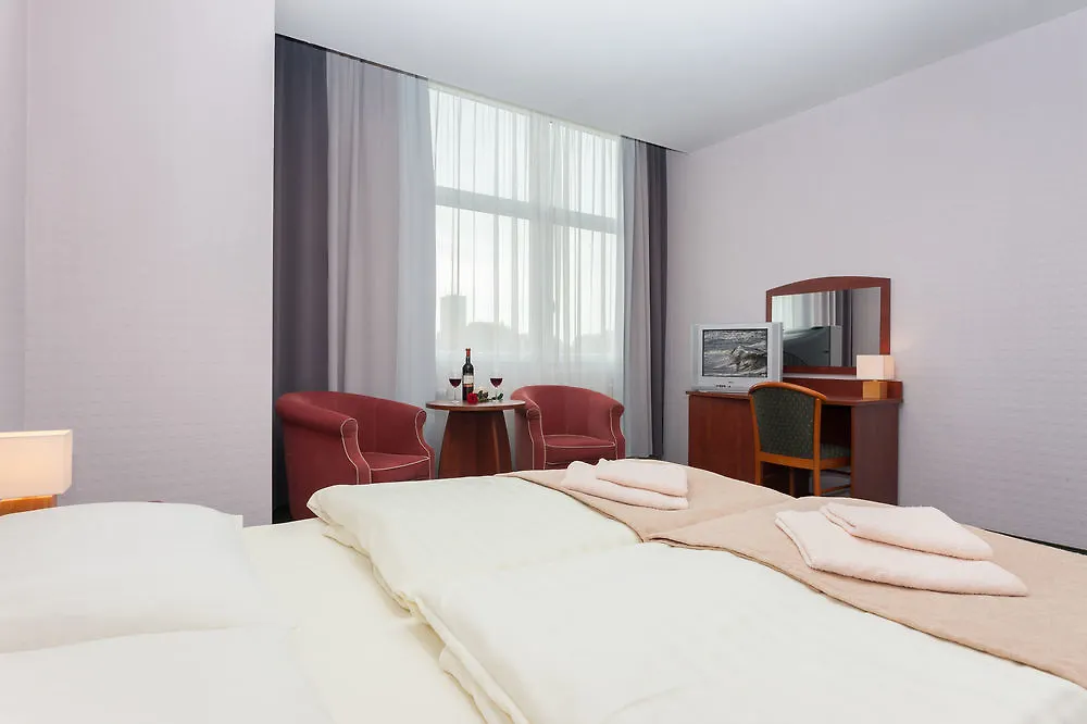 Hotel Gryf Gdansk 2*,
